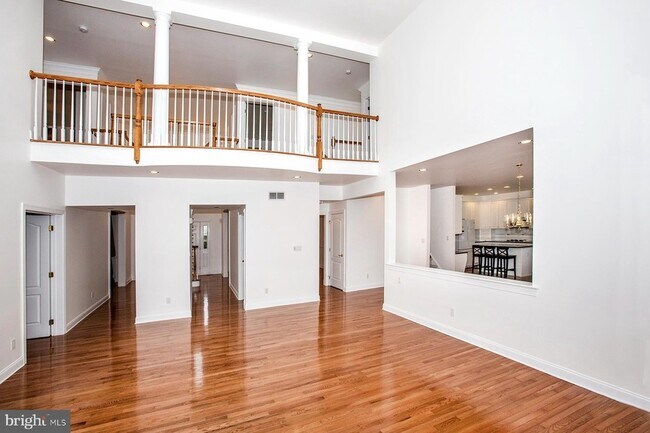 Building Photo - 189 Christopher Dr