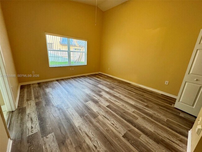 Building Photo - 3393 SW 180th Way