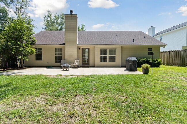 Building Photo - 110 Parkview Rd