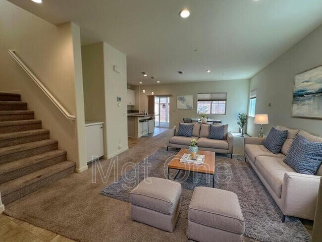 Building Photo - 12844 Sovite Way