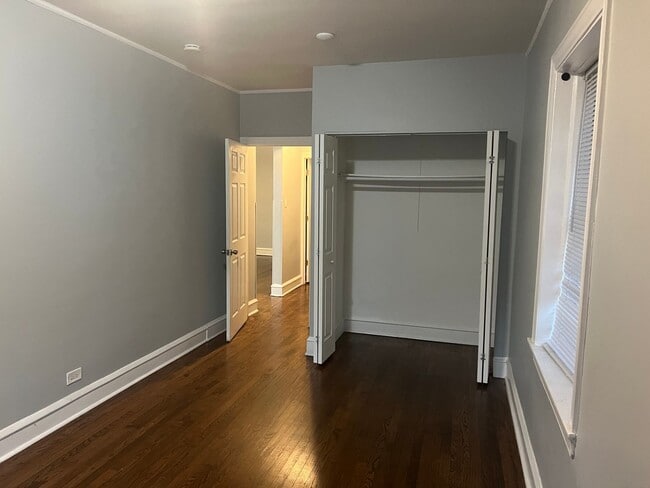 Building Photo - 2843 N Parkside Ave