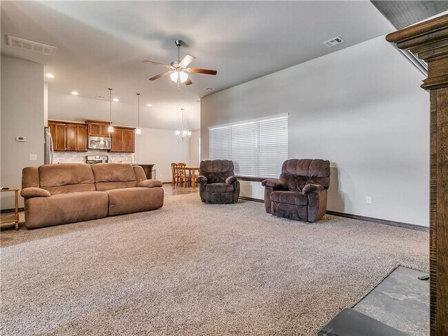 Building Photo - Welcome to this amazing home situated on a...