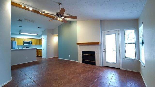 Building Photo - 12802 Modena Trail