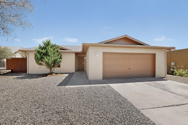 Building Photo - 16 Sheba Pl