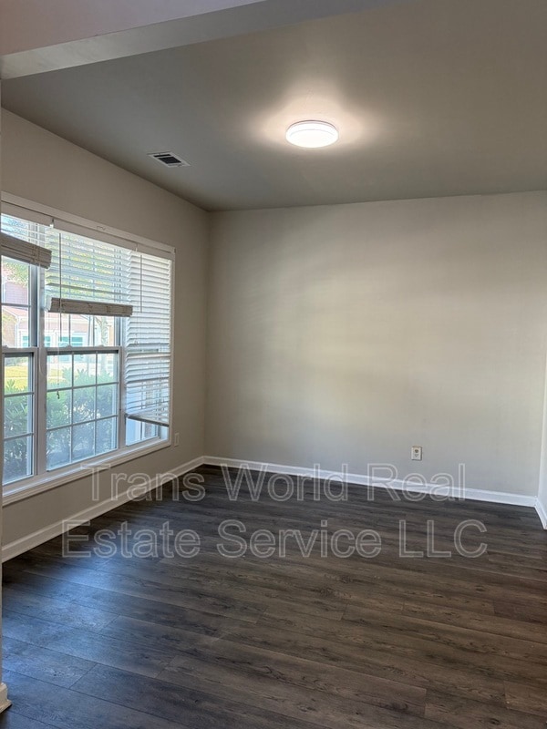 Building Photo - 2363 Jasmine Glen Dr