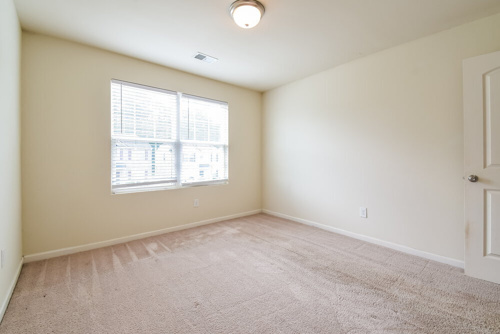 Building Photo - 329 Freeman Cir