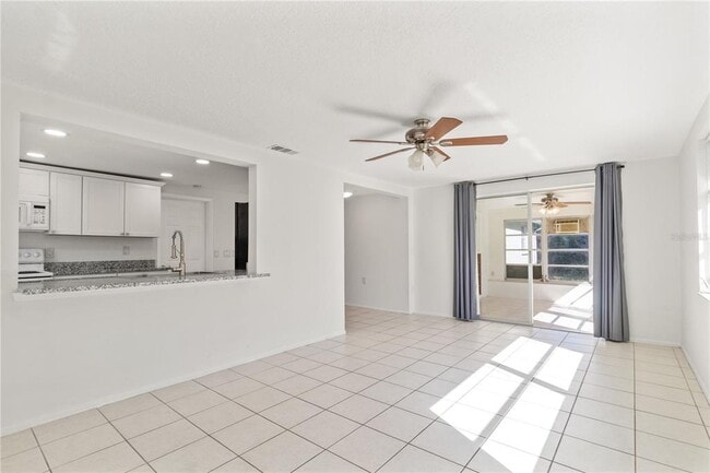 Building Photo - 4032 Westwood Dr