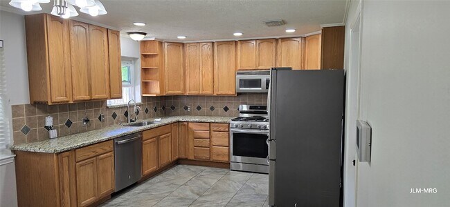 Building Photo - 11507 Marrs Dr