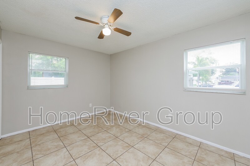 Building Photo - 8221 Jacaranda Ave
