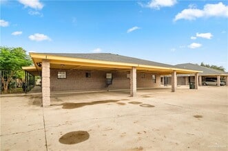 Building Photo - 15 Inspiration Rd