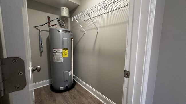 Building Photo - 1000 Henry Pl Blvd