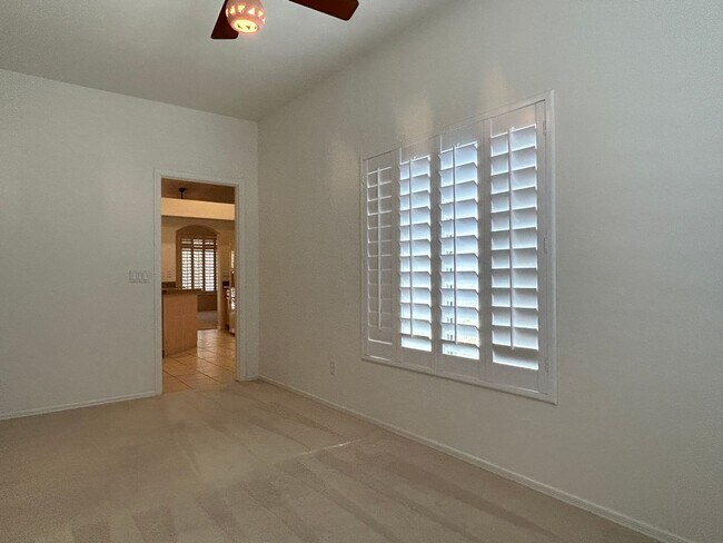 Building Photo - 15045 N 54th Pl