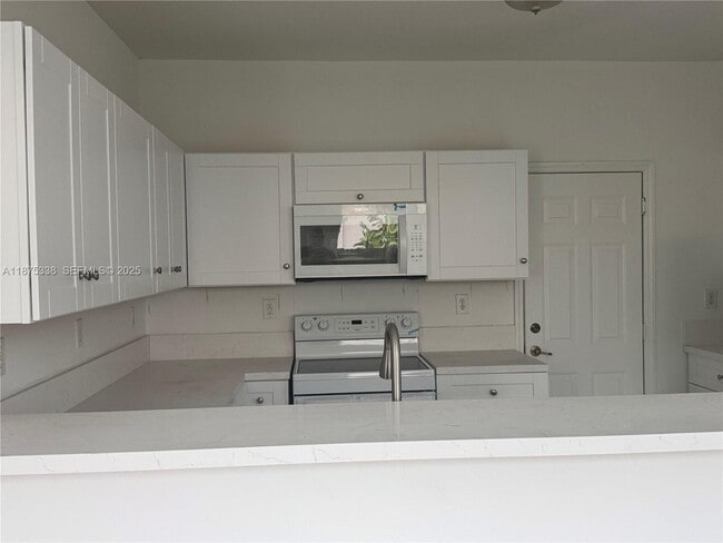 Building Photo - 13864 SW 273rd Terrace