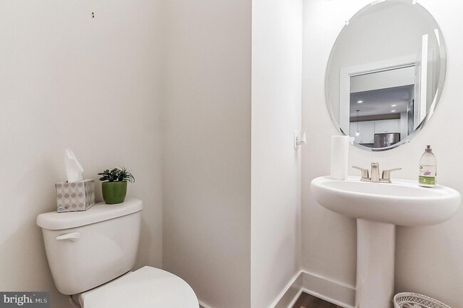 Building Photo - 112 Rose Ct