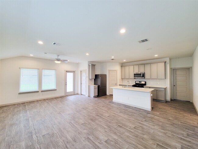 Building Photo - 7722 Caldwell Crk Wy