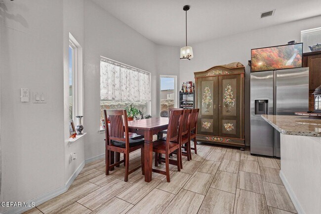 Building Photo - 14849 Sam Garcia Ave