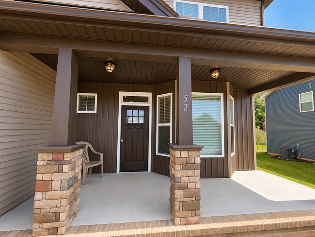 Building Photo - 52 Cane Hill Dr