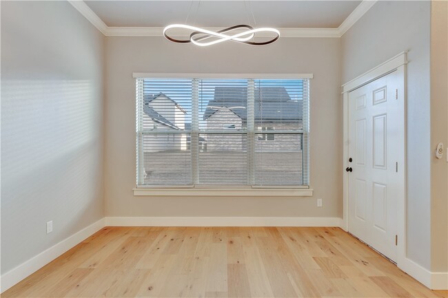 Building Photo - 1851 Lotus Rd