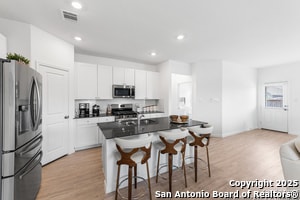 Building Photo - 5903 Geronimo Vis
