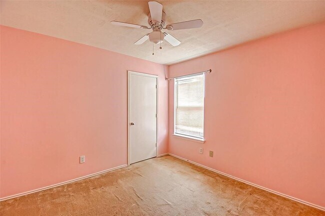 Building Photo - 21206 Wortham Oaks Dr