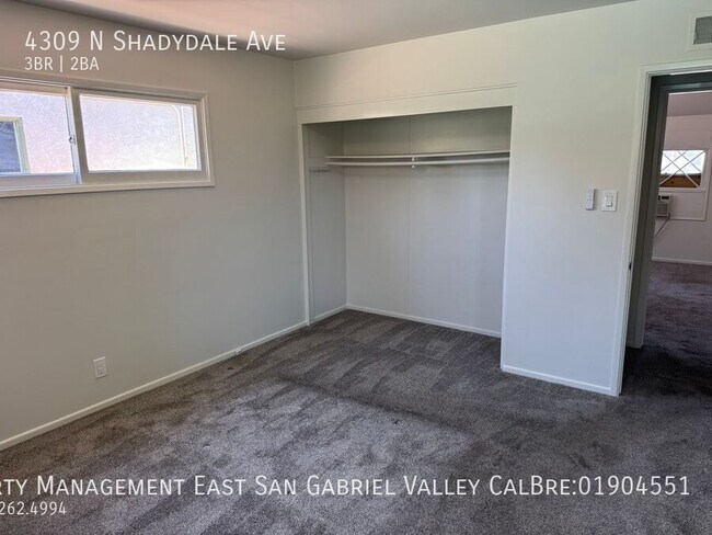 Building Photo - 4309 N Shadydale Ave