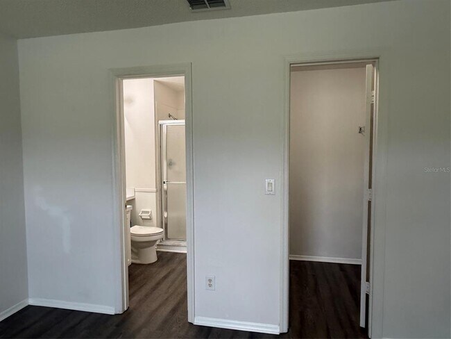 Building Photo - 13348 Fairway Glen Dr