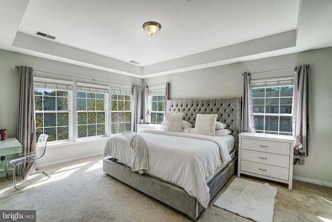 Building Photo - 8535 Wyngate Manor Ct