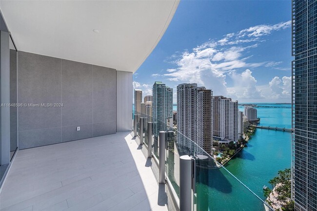 Building Photo - 300 Biscayne Blvd Way