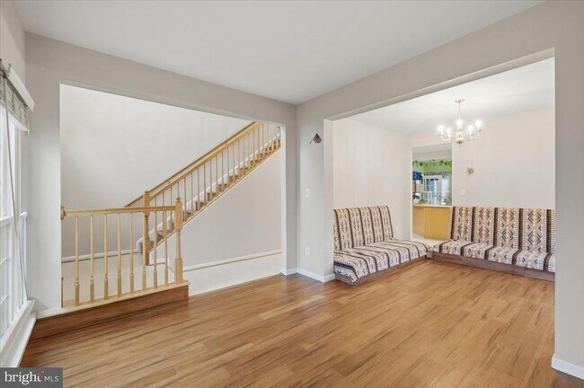 Building Photo - 6914 S Dewey Ct