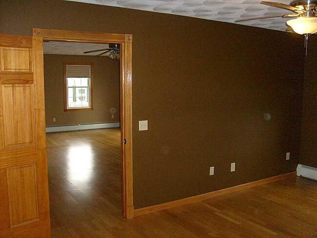 Building Photo - 51 Shattock Ave