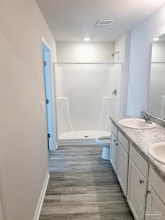 Building Photo - 4335 Redbay Ct