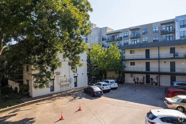 Barton Springs Apartment