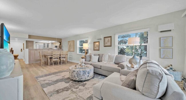 Building Photo - 925 Whelk Ct