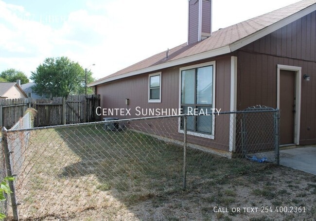Building Photo - 1207 Liberty Bell Loop