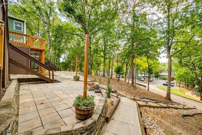 Building Photo - 26012 Misty Way Dr