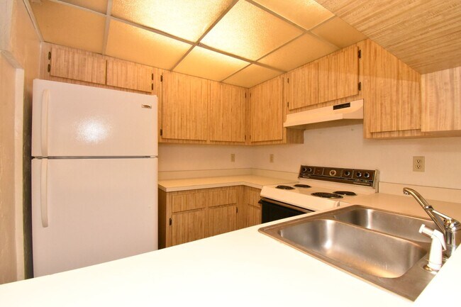 Building Photo - 2945 SW 39th Ave