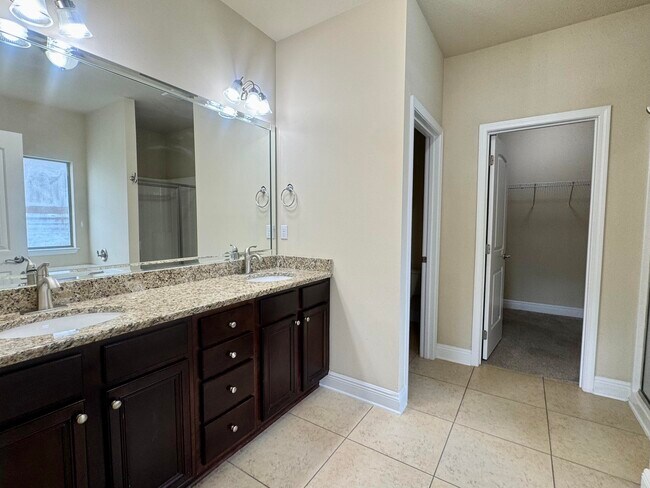 Building Photo - 87 Whispering Lake Dr