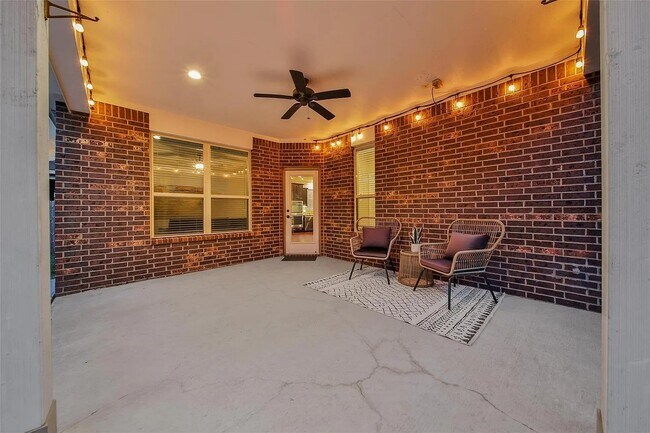 Building Photo - 28723 Baughman Ridge Dr
