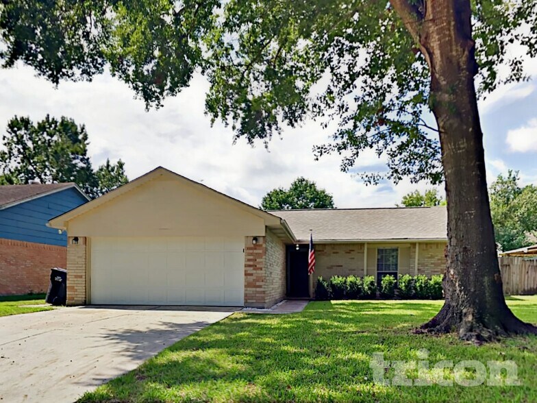 Building Photo - 24019 Lone Elm Dr