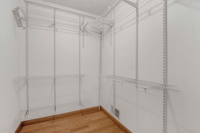 Building Photo - 2164 Seaver Ln