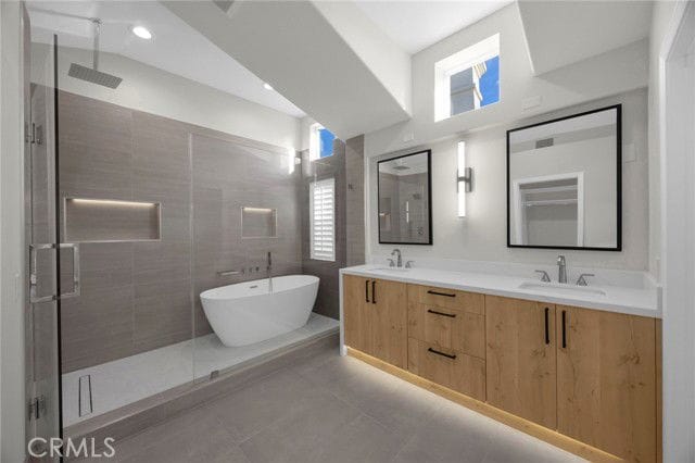 Building Photo - 21 Sea Terrace