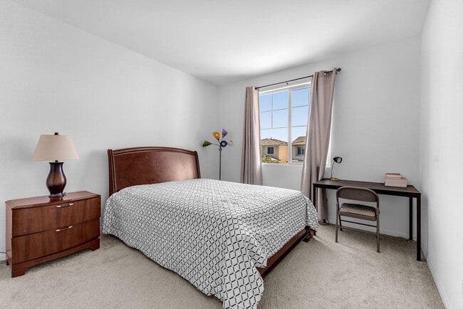 Building Photo - Spacious 5-Bedroom Home in Spencer’s Crossing – Murrieta - 6 Month - 1 Year or Lease To Own!