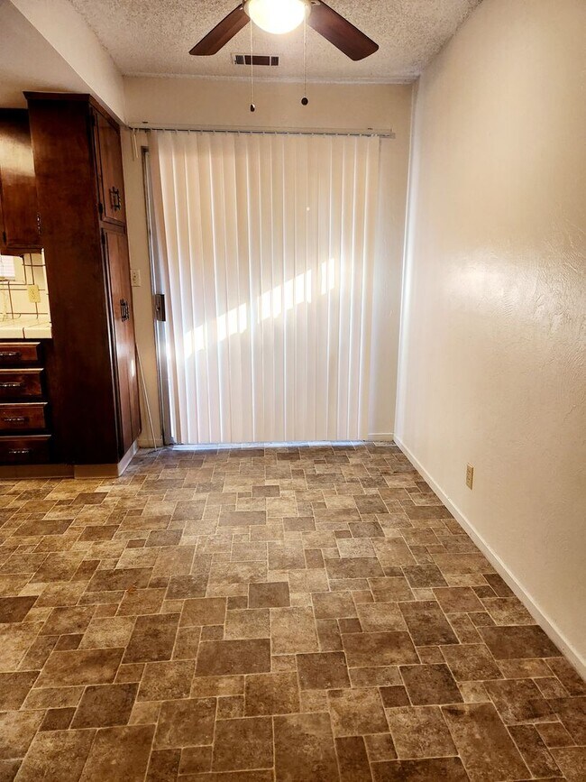 Building Photo - Two Bedroom Apartment Coming Soon! This Wi...