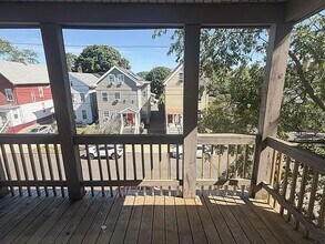 Building Photo - 132 Saltonstall Ave