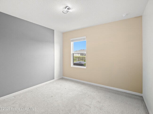 Building Photo - 6815 Topaz Dr