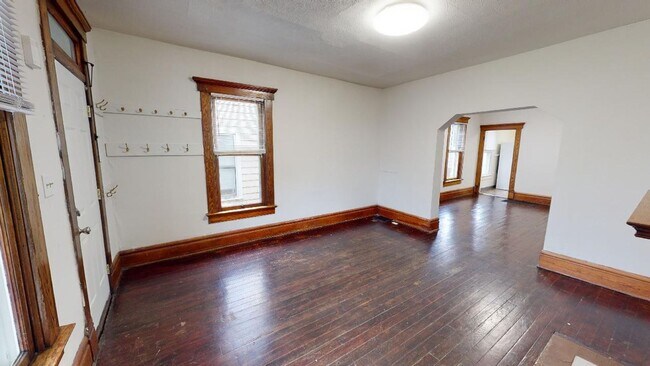 Building Photo - 48 W Blake Ave