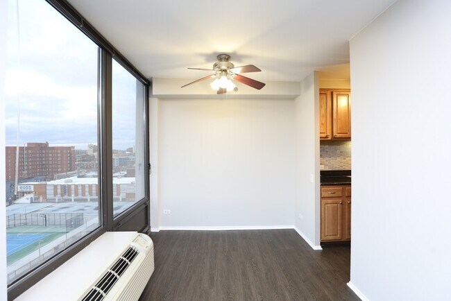 Building Photo - 4334 N Hazel St