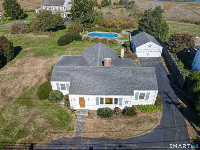 Building Photo - 282 Neck Rd