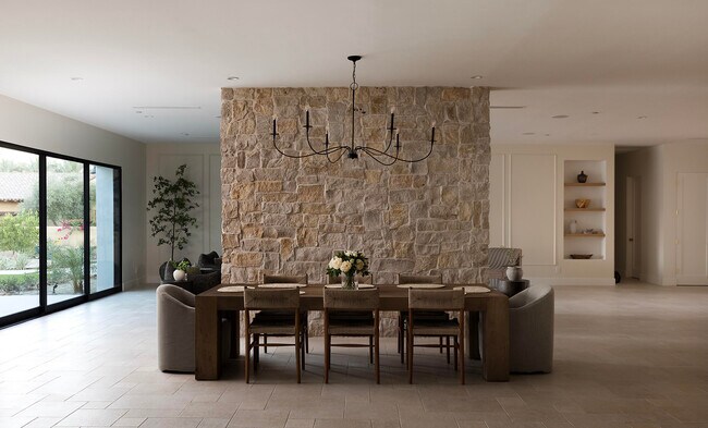 Building Photo - 80805 Vista Bonita Trail