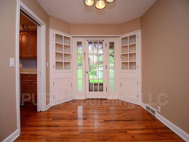 Building Photo - 2511 N 63 St